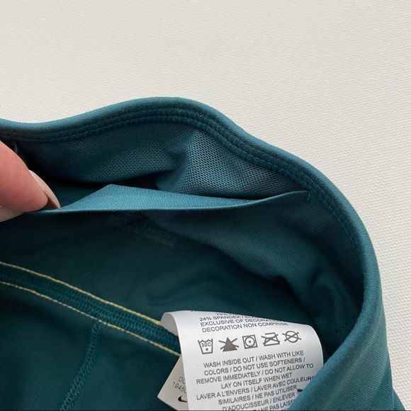 Nike One Luxe Icon Clash Women's Mid-rise 7/8 Leggings Size 1X - Picture 9 of 15